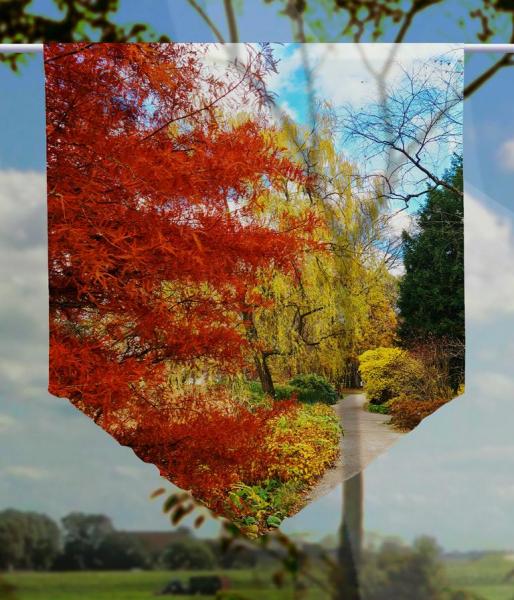 Herbstfarbenerlebnis Scheibenhänger Gardine mit Saum oben